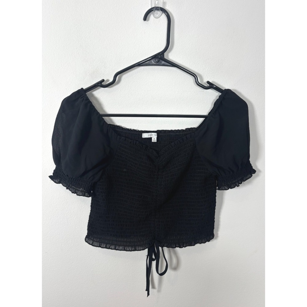 Love Tree Size Medium Black Crop Top Tied